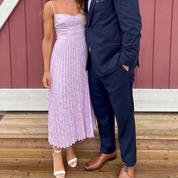 Lulus Regal Romance Lavender Floral Pleated Satin Midi Dress- Size S - Picture 6 of 7